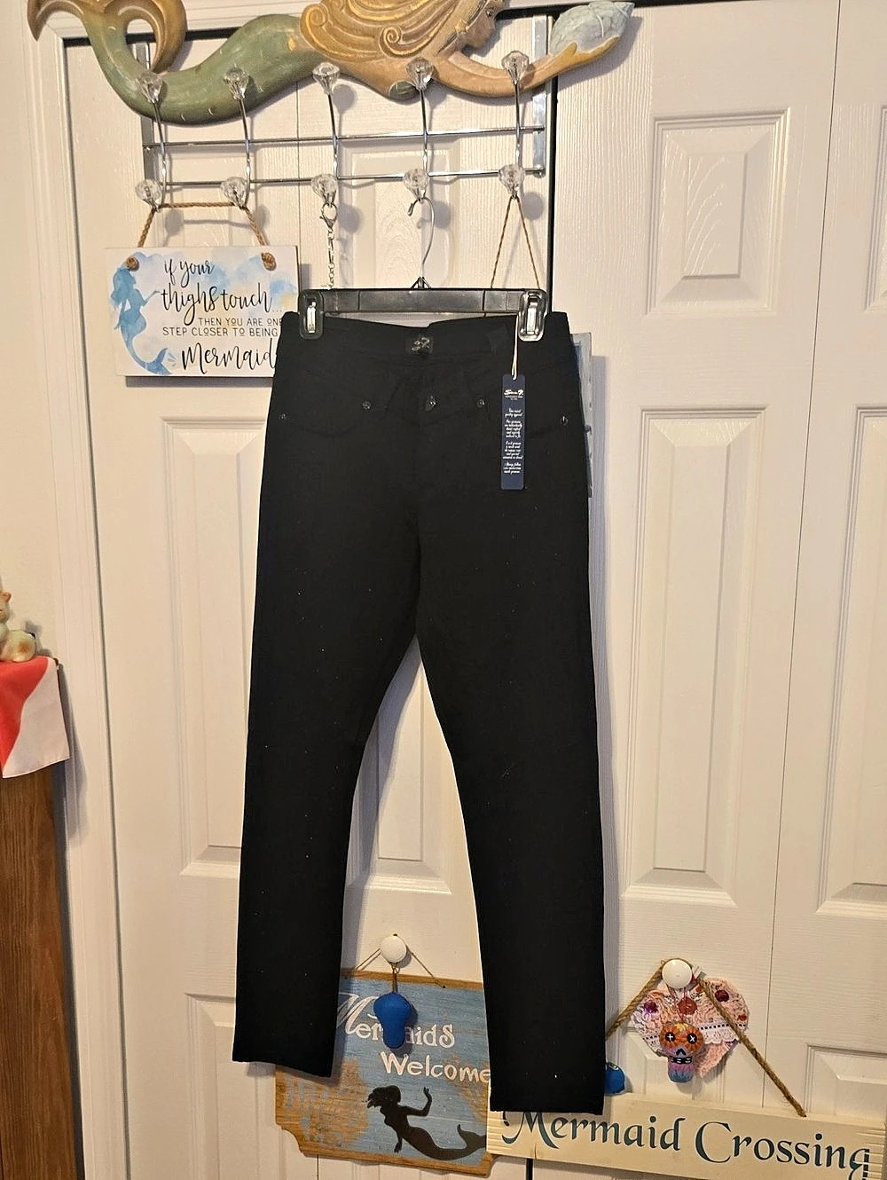 Seven Skinny Jeans Black Waist 28 NWT